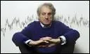 Iannis Xenakis, compositeur franais d'origine grecque, eut recours  l'ordinateur dans certaines de ses oeuvres.