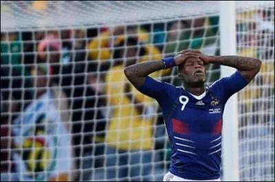 Qu'a dit Marine Le Pen  propos de l'quipe de France l't dernier ?