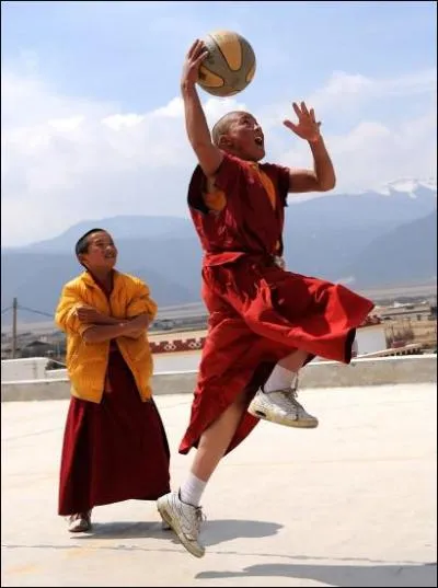 Le Tibet est deux fois plus grand que la France.
