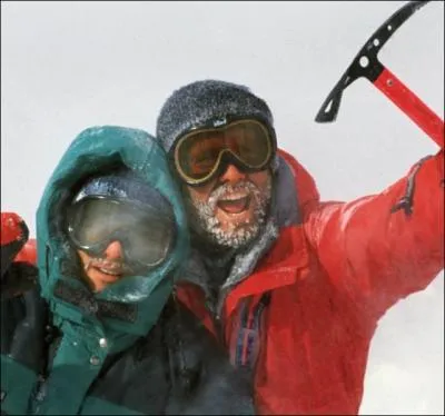 Film d'aventure de 1992 avec Michael Biehn, racontant l'entrainement et l'ascension d'une quipe d'alpinistes sur l'un des plus hauts sommets du monde :