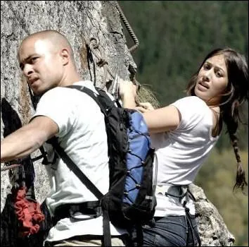 Un groupe d'amis dcide de s'aventurer sur un sentier de Via Ferrata en haute montagne en Croatie. Trs vite, ils s'aperoivent qu'ils ne sont pas seuls...