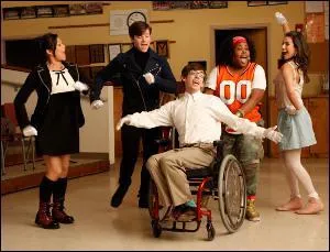 Quelle actrice a annonc� cette semaine, qu'elle reviendra prochainement chanter dans Glee ?