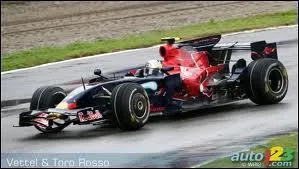 Qui est le constructeur de cette voiture de 2008 ?