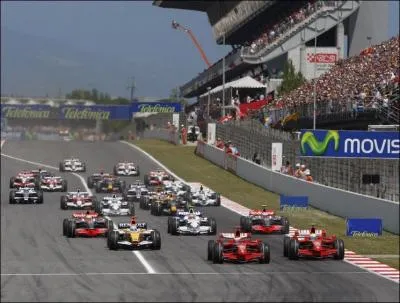 Quelle est cette voiture de 2007 ( en 6me position ) ?