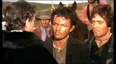 Pier Paolo Pasolin i et ses acteurs fétiches, Franco Citti et Ninetto Davoli, ont tourné dans un western déjanté