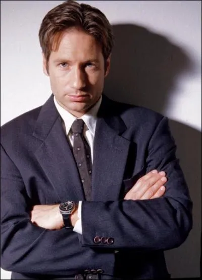 L'agent Fox Mulder, pour qui 'la vrit est ailleurs' a jou dans ...