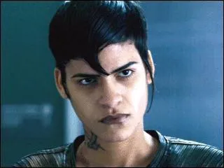 Cette mutante peut crer des ondes de choc :