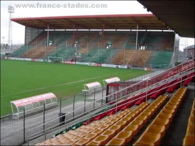 Quel est ce stade o joue Valenciennes ?