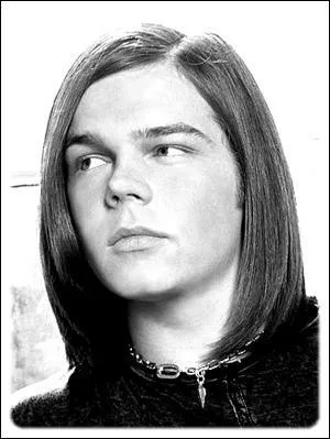 Quelle est la profession de Georges (Tokio Hotel) ?