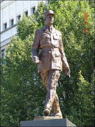 Cette statue reprsente :