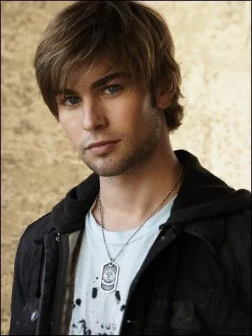 Pour qui Nate craque t-il en secret ?