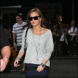 Dans quelle srie joue-t-elle ?