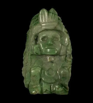 Il s'agit de Huitzilopochtli, dieu de la guerre, dont le nom signifie 'colibri du sud'. Il nous vient de :