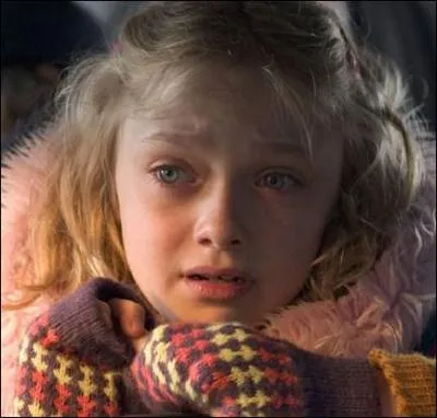 Dakota a aussi incarn la fille de Tom Cruise dans 'La Guerre des Mondes'. C'tait en :