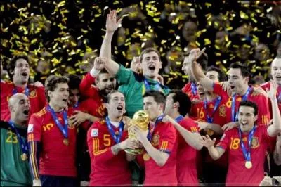 Sport : ils ont russi le doubl, champion d'Europe en 2008 et champion du Monde en 2010 ! C'est bien sr l'quipe...