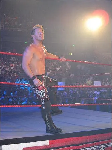 Comment s'appelle ce catcheur ?