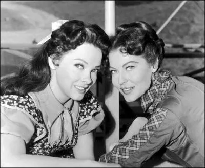 Quelle actrice dcde en 2010 a tourn au ct d'Ava Gardner dans la comdie musicale de George Sidney Show Boat ?