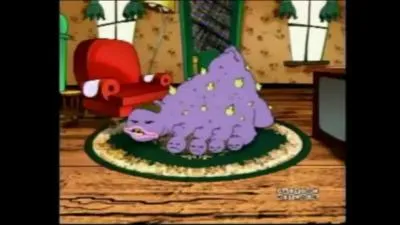  qui appartient ce pied ?