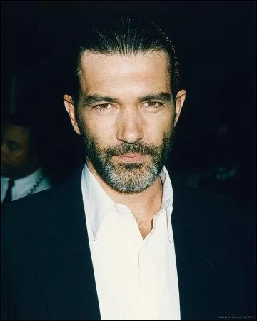 Antonio Banderas - En 2007, il joue dans 'Les Oublies de Juarez'. Qui est sa partenaire dans le film ?