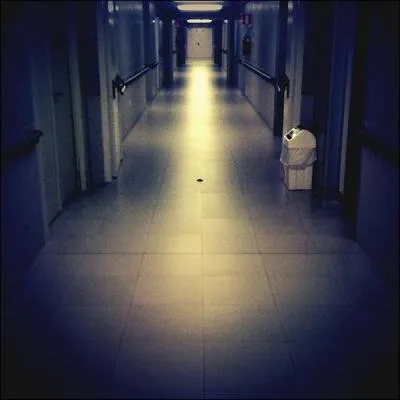 La comdienne franaise Isabelle Caro est dcde  28 ans. Contre quelle maladie dont elle souffrait s'est-elle longtemps battue ?