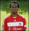 Quel joueur brsilien ayant volu au Bayern joue actuellement (2010/2011) au HSV Hamburg ?