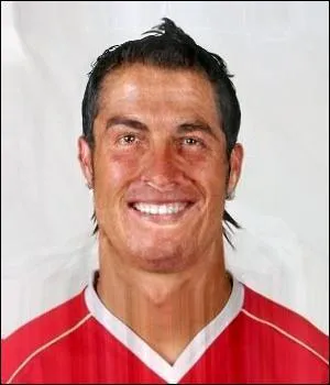 Qui est ce footballeur ?