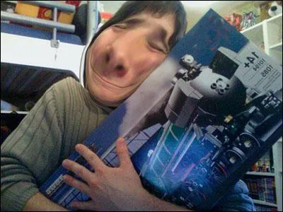  partir des annes 50, la fte des mres cdera  la  rcupration  commerciale, au point qu'on lui a parfois adjoint le nom