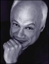 Eric Emmanuel Schmitt a r�alis� des adaptations de ses romans, mais pas