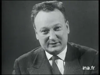 Ecrivain, journaliste, homme de tlvision, qui est-il ?