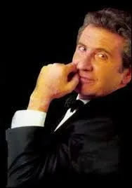 Ce très populaire chanteur français a aussi composé un opéra. 
Qui est-ce ?