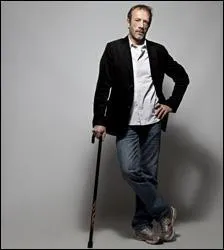 S'agit-il de Dr House (Hugh Laurie) ou de son sosie ?