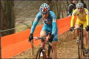 Autre coureur  changer d'quipe : Steve Chainel. Ce spcialiste du cyclo-Cross et des classiques paves quitte la structure de Jean-Ren Bernaudeau pour...