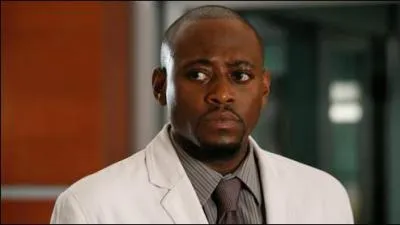 Sa vritable identit est ...