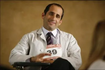 La relve moins jeune ... . .