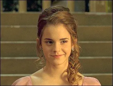 Dans 'Harry Potter et la Coupe de Feu', que dit Hermione  Harry quand ils tudient l'oeuf pour la 2me preuve, et que Harry doit respirer sous l'eau ?