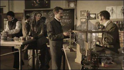 Qui sont les 'Cinq' ?