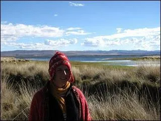 Le lac Junin, dont le nom en quetchua signifie 'lac du nord' est le plus grand lac entirement pruvien. Quel est son nom en quetchua ?