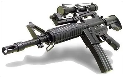 En considrant la M16 et la M16A4 comme deux armes diffrentes, combien de fusils d'assaut peuvent tirer en rafale de trois balles (sans tre amliores en mode zombie) dans au moins un des deux Opus ?