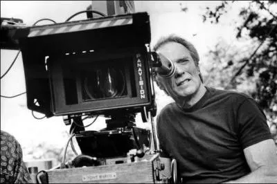 Dans lequel de ces films, Clint Eastwood incarne-t-il le rle d'un photographe ?