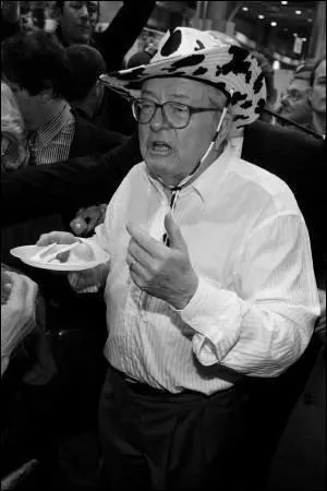 Et oui, il y a aussi celui-l, n en 1928 dans le Morbihan, c'est ... .