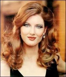 Dans quelle srie joue-t-elle ?