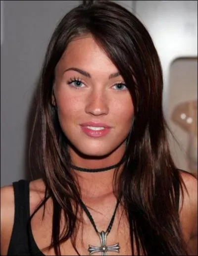 Beaucoup de star ont recours  la chirurgie esthtique. Qui est cette demoiselle avant son opration ?