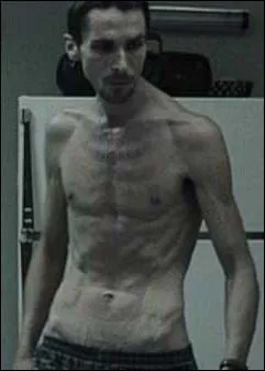 Pour les besoins d'un film, cet acteur a perdu beaucoup de poids. Il s'agit de :