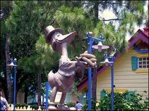 Qui est Cornlius Ecoutum ?