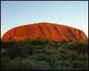 Ayers Rock ou Uluru est un site ... .