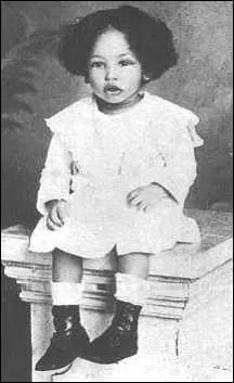 Qui est cet(te) enfant ?