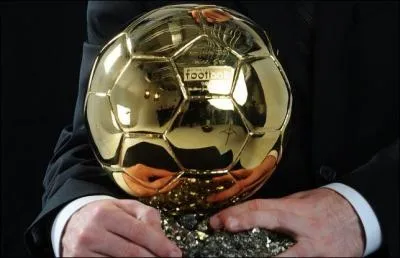 Quel joueur n'a jamais remport le ballon d'or ?