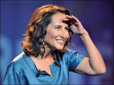 La dame en rose Sgolne Royal est ne le 22 septembre 1953 au