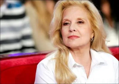 Comme un garon, Sylvie Vartan est ne le 15 aot 1944 en