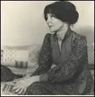 Lequel de ces romans a t crit par Claire Etcherelli ?